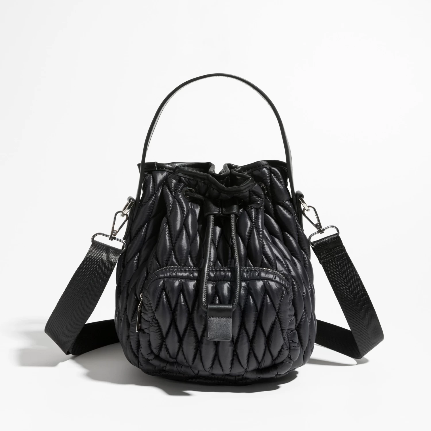 Women’s Quilted Bucket Shoulder Bag - Image 5
