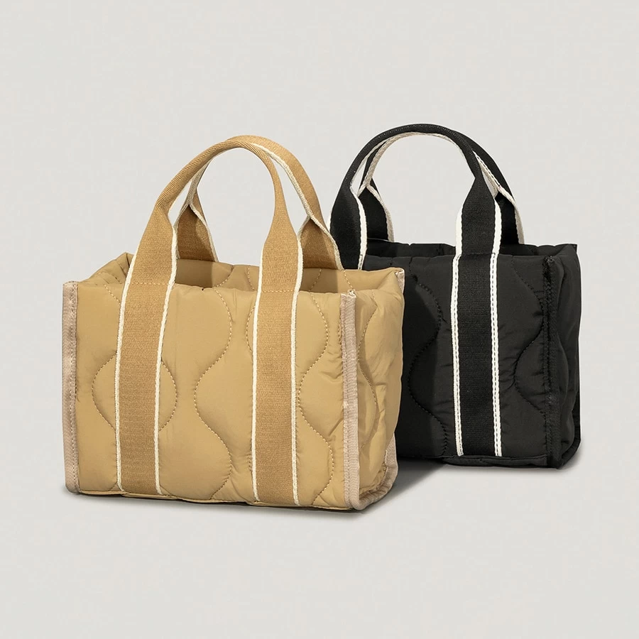 Women’s Quilted Crossbody Bag - Image 3